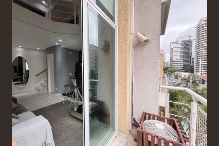 Apartamento para alugar com 52m², 1 quarto e 1 vagaVaranda