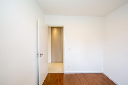 Apartamento para alugar com 85m², 3 quartos e 2 vagas Apartamento para alugar com 85m², 3 quartos e 2 vagasQuarto