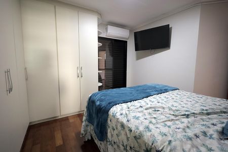 Apartamento à venda com 100m², 3 quartos e 2 vagas Apartamento à venda com 100m², 3 quartos e 2 vagasSuíte