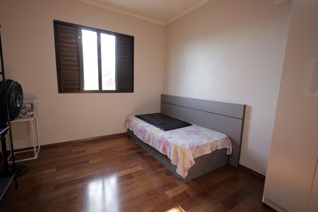 Apartamento à venda com 100m², 3 quartos e 2 vagas Apartamento à venda com 100m², 3 quartos e 2 vagasQuarto 1