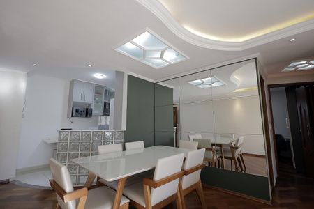 Apartamento à venda com 100m², 3 quartos e 2 vagas Apartamento à venda com 100m², 3 quartos e 2 vagasSala