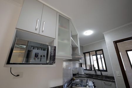 Apartamento à venda com 100m², 3 quartos e 2 vagas Apartamento à venda com 100m², 3 quartos e 2 vagasCozinha