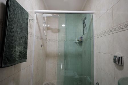 Apartamento à venda com 100m², 3 quartos e 2 vagas Apartamento à venda com 100m², 3 quartos e 2 vagasBanheiro social