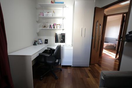Apartamento à venda com 100m², 3 quartos e 2 vagas Apartamento à venda com 100m², 3 quartos e 2 vagasQuarto 2