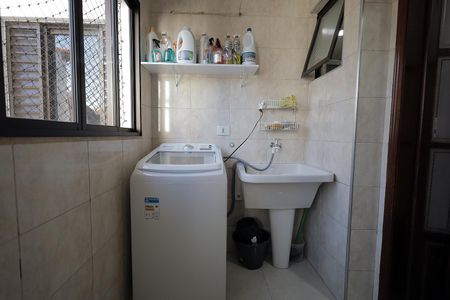 Apartamento à venda com 100m², 3 quartos e 2 vagas Apartamento à venda com 100m², 3 quartos e 2 vagasÁrea de Serviço