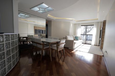 Apartamento à venda com 100m², 3 quartos e 2 vagas Apartamento à venda com 100m², 3 quartos e 2 vagasSala