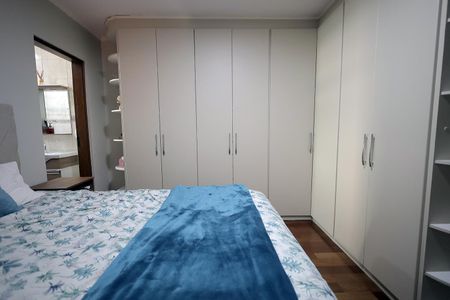 Apartamento à venda com 100m², 3 quartos e 2 vagas Apartamento à venda com 100m², 3 quartos e 2 vagasSuíte