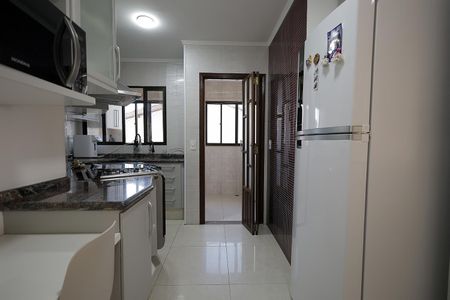 Apartamento à venda com 100m², 3 quartos e 2 vagas Apartamento à venda com 100m², 3 quartos e 2 vagasCozinha