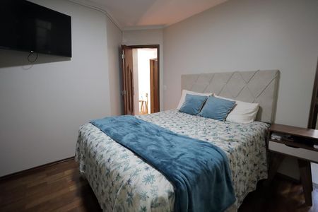 Apartamento à venda com 100m², 3 quartos e 2 vagas Apartamento à venda com 100m², 3 quartos e 2 vagasSuíte