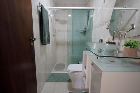 Apartamento à venda com 100m², 3 quartos e 2 vagas Apartamento à venda com 100m², 3 quartos e 2 vagasBanheiro social