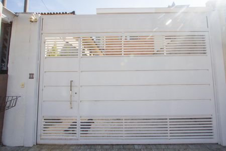 Casa para alugar com 150m², 2 quartos e 2 vagasFachada 