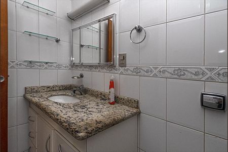 Apartamento para alugar com 121m², 2 quartos e 2 vagasBanheiro
