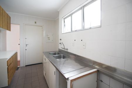 Apartamento para alugar com 85m², 2 quartos e 1 vagaCozinha