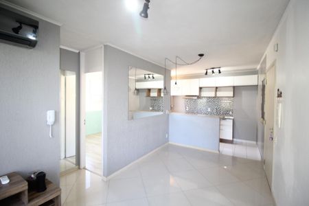 Sala de apartamento à venda com 2 quartos, 45m² em Protásio Alves, Porto Alegre