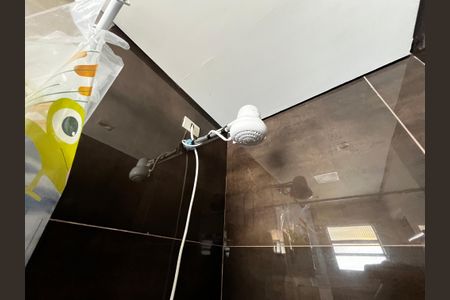 Casa à venda com 499m², 5 quartos e 8 vagasBanheiro da Suíte 2