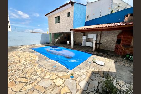 Casa à venda com 499m², 5 quartos e 8 vagasÁrea comum - Piscina