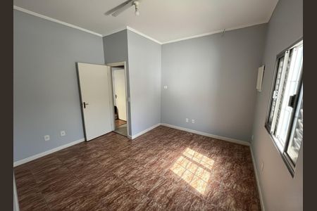 Casa à venda com 499m², 5 quartos e 8 vagasQuarto Suíte 2