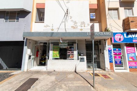 Studio para alugar com 47m², 1 quarto e sem vaga Studio para alugar com 47m², 1 quarto e sem vagaFachada