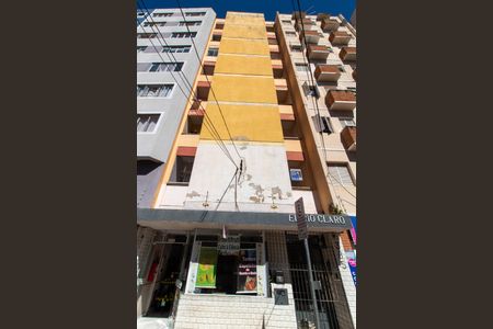 Studio para alugar com 47m², 1 quarto e sem vaga Studio para alugar com 47m², 1 quarto e sem vagaFachada