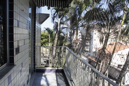 Apartamento para alugar com 100m², 2 quartos e 1 vagaVaranda da Suíte