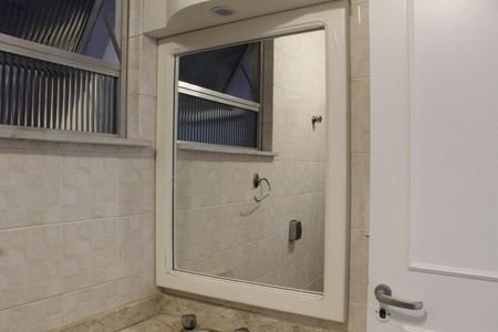Apartamento para alugar com 100m², 2 quartos e 1 vagaBanheiro da Suíte