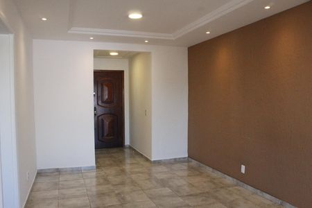 Apartamento para alugar com 100m², 2 quartos e 1 vagaSala