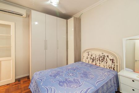 Quarto 1 de apartamento para alugar com 2 quartos, 56m² em Cidade Baixa, Porto Alegre
