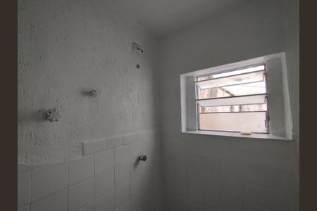 Casa para alugar com 100m², 2 quartos e 1 vaga Casa para alugar com 100m², 2 quartos e 1 vagaBanheiro - torneira