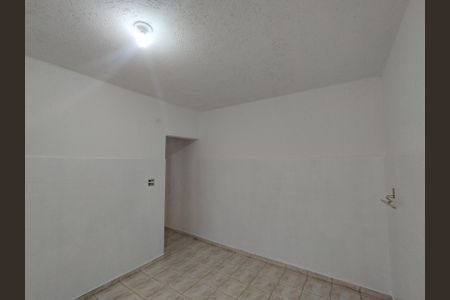 Casa para alugar com 100m², 2 quartos e 1 vaga Casa para alugar com 100m², 2 quartos e 1 vagaCozinha - Torneira
