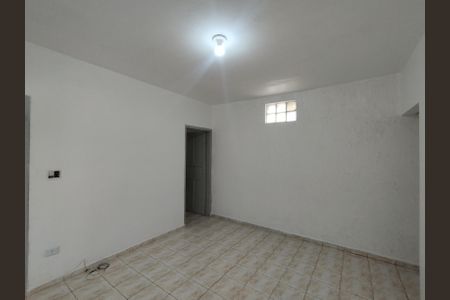 Casa para alugar com 100m², 2 quartos e 1 vaga Casa para alugar com 100m², 2 quartos e 1 vagaSala