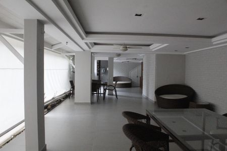 Sala de casa de condomínio para alugar com 5 quartos, 800m² em Freguesia (jacarepaguá), Rio de Janeiro