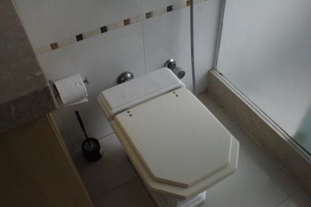 Casa de condomínio à venda com 800m², 5 quartos e 5 vagasBanheiro da Suíte 3