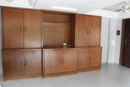 Casa de condomínio à venda com 800m², 5 quartos e 5 vagasSala