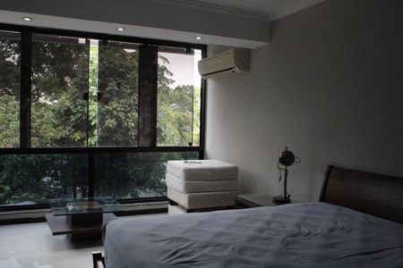 Casa de condomínio à venda com 800m², 5 quartos e 5 vagasSuíte 1