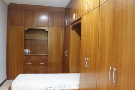 Casa de condomínio à venda com 800m², 5 quartos e 5 vagasQuarto 2