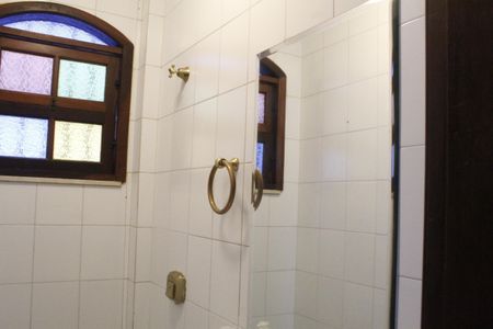 Casa de condomínio à venda com 800m², 5 quartos e 5 vagasLavabo