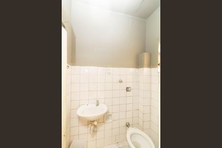 Casa para alugar com 27m², 1 quarto e sem vaga Casa para alugar com 27m², 1 quarto e sem vagaBanheiro