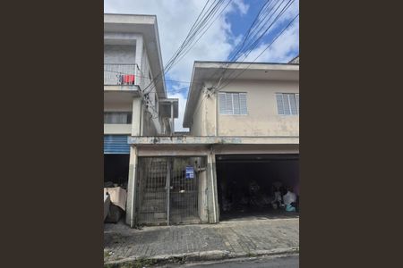 Casa para alugar com 27m², 1 quarto e sem vaga Casa para alugar com 27m², 1 quarto e sem vagaFachada