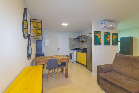 Studio para alugar com 33m², 1 quarto e 1 vaga Studio para alugar com 33m², 1 quarto e 1 vagaStudio