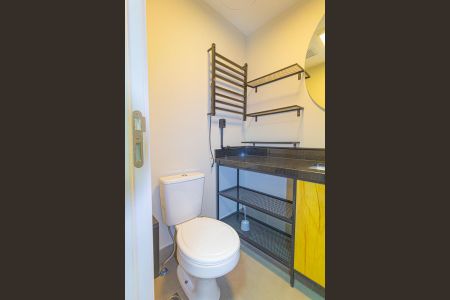 Studio para alugar com 33m², 1 quarto e 1 vaga Studio para alugar com 33m², 1 quarto e 1 vagaBanheiro