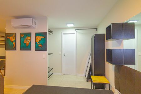 Studio para alugar com 33m², 1 quarto e 1 vaga Studio para alugar com 33m², 1 quarto e 1 vagaStudio