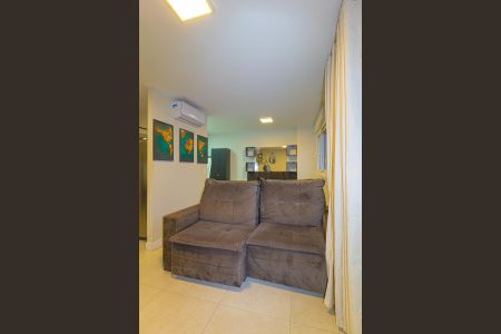 Studio para alugar com 33m², 1 quarto e 1 vaga Studio para alugar com 33m², 1 quarto e 1 vagaStudio