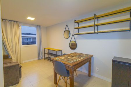 Studio para alugar com 33m², 1 quarto e 1 vaga Studio para alugar com 33m², 1 quarto e 1 vagaStudio