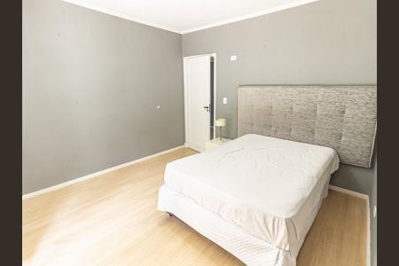 Casa à venda com 270m², 3 quartos e 1 vagaQuarto 1