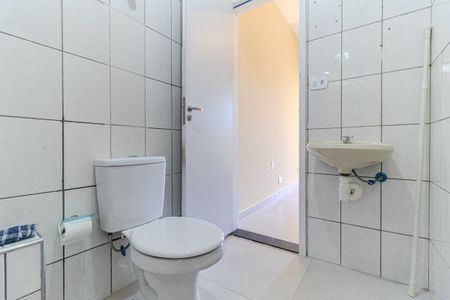 Banheiro de kitnet/studio para alugar com 1 quarto, 34m² em Vila Buarque, São Paulo
