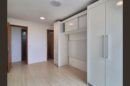 Apartamento à venda com 94m², 2 quartos e 1 vagaSuíte
