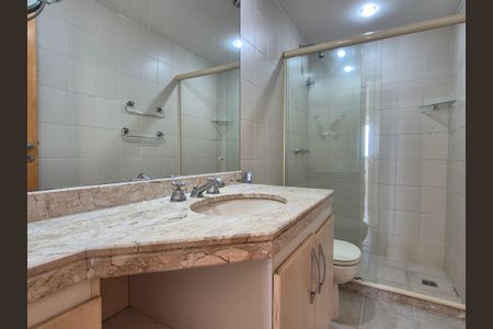 Apartamento à venda com 94m², 2 quartos e 1 vagaBanheiro suite