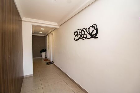 Apartamento para alugar com 50m², 2 quartos e 1 vaga Apartamento para alugar com 50m², 2 quartos e 1 vagaHall social