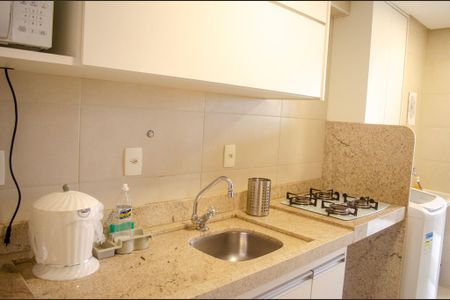 Cozinha de apartamento para alugar com 1 quarto, 47m² em Setor Marista, Goiânia