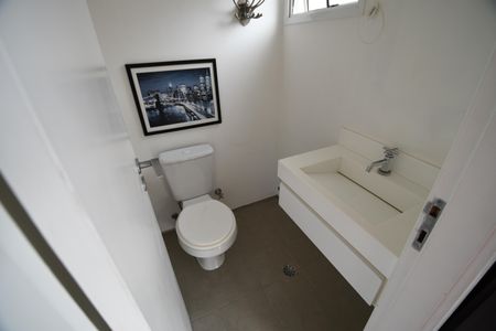 Apartamento para alugar com 189m², 3 quartos e 3 vagasLavabo